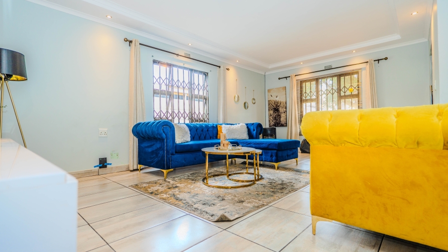 4 Bedroom Property for Sale in Sunset Glen Western Cape